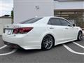 2014 Toyota Crown Hybrid