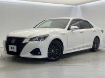 2018 Toyota Crown Hybrid