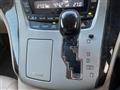 2013 Toyota Alphard Hybrid