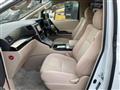 2013 Toyota Alphard Hybrid