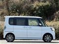 2016 Daihatsu Tanto