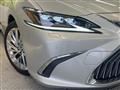 2019 Lexus ES