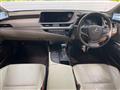 2019 Lexus ES