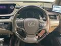 2019 Lexus ES