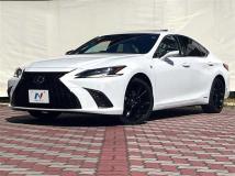 2022 Lexus ES