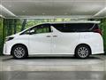 2022 Toyota Alphard Hybrid