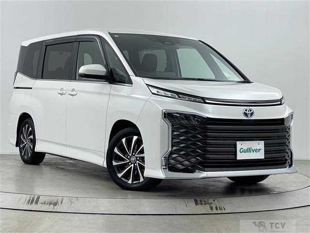 2025 Toyota Voxy