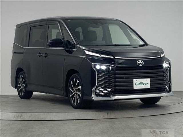 2023 Toyota Voxy