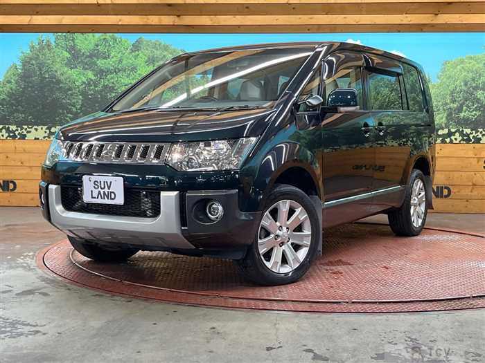 2016 Mitsubishi Delica D5