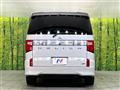 2019 Mitsubishi Delica D5