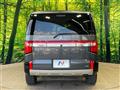 2020 Mitsubishi Delica D5