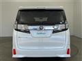2015 Toyota Vellfire