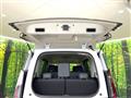 2025 Nissan Serena