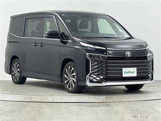 2023 Toyota Voxy