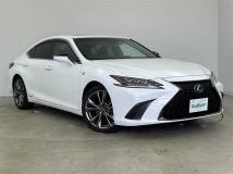 2019 Lexus ES