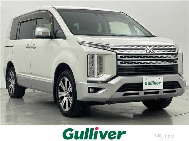 2019 Mitsubishi Delica D5