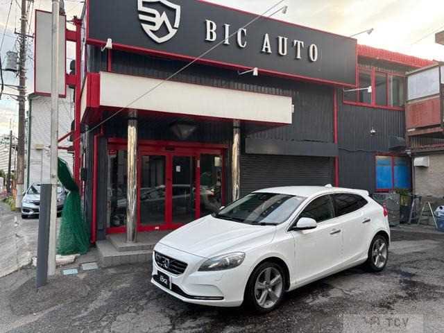 2015 Volvo V40