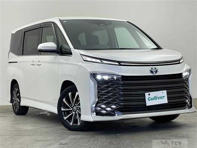 2023 Toyota Voxy