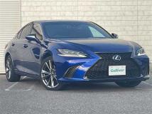 2019 Lexus ES