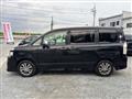2011 Toyota Voxy