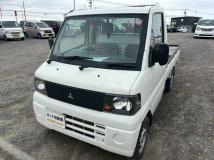 2007 Mitsubishi Minicab Truck
