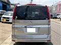 2009 Nissan Serena