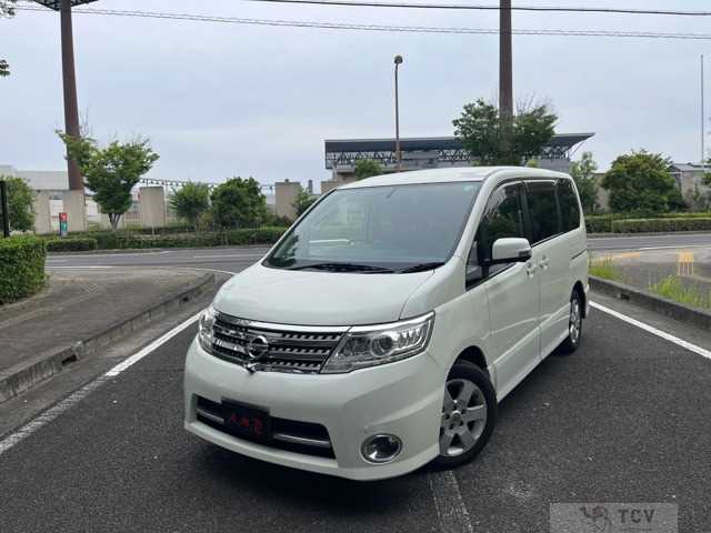 2009 Nissan Serena