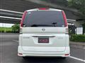 2009 Nissan Serena