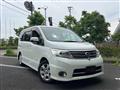 2009 Nissan Serena