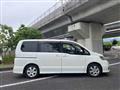 2009 Nissan Serena