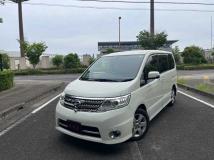 2009 Nissan Serena