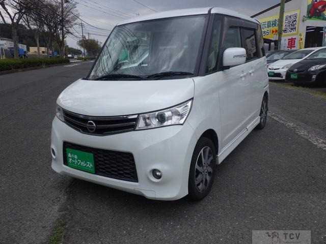2011 Nissan ROOX
