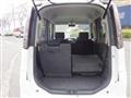 2011 Nissan ROOX