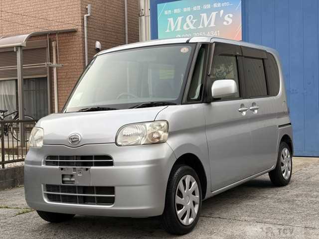 2011 Daihatsu Tanto