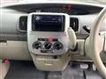 2011 Daihatsu Tanto