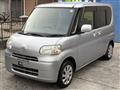 2011 Daihatsu Tanto