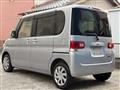 2011 Daihatsu Tanto