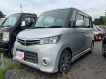 2011 Nissan ROOX