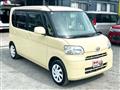 2011 Daihatsu Tanto