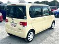 2011 Daihatsu Tanto