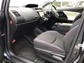 2016 Toyota PRIUS α