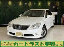 2010 Toyota Crown