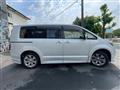 2011 Mitsubishi Delica D5