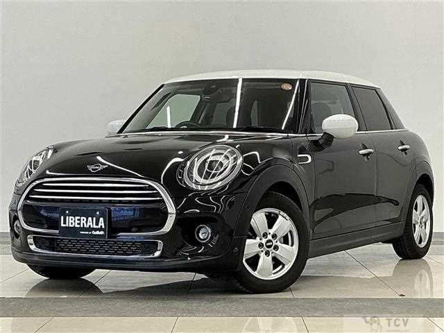 2021 BMW MINI