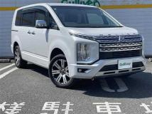 2023 Mitsubishi Delica D5
