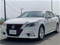 2015 Toyota Crown Hybrid