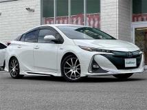 2017 Toyota Prius PHV