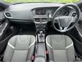 2018 Volvo V40