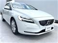 2019 Volvo V40