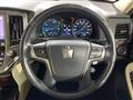 2013 Toyota Crown Hybrid